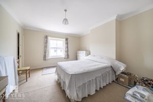 Photo 16- click for photo gallery